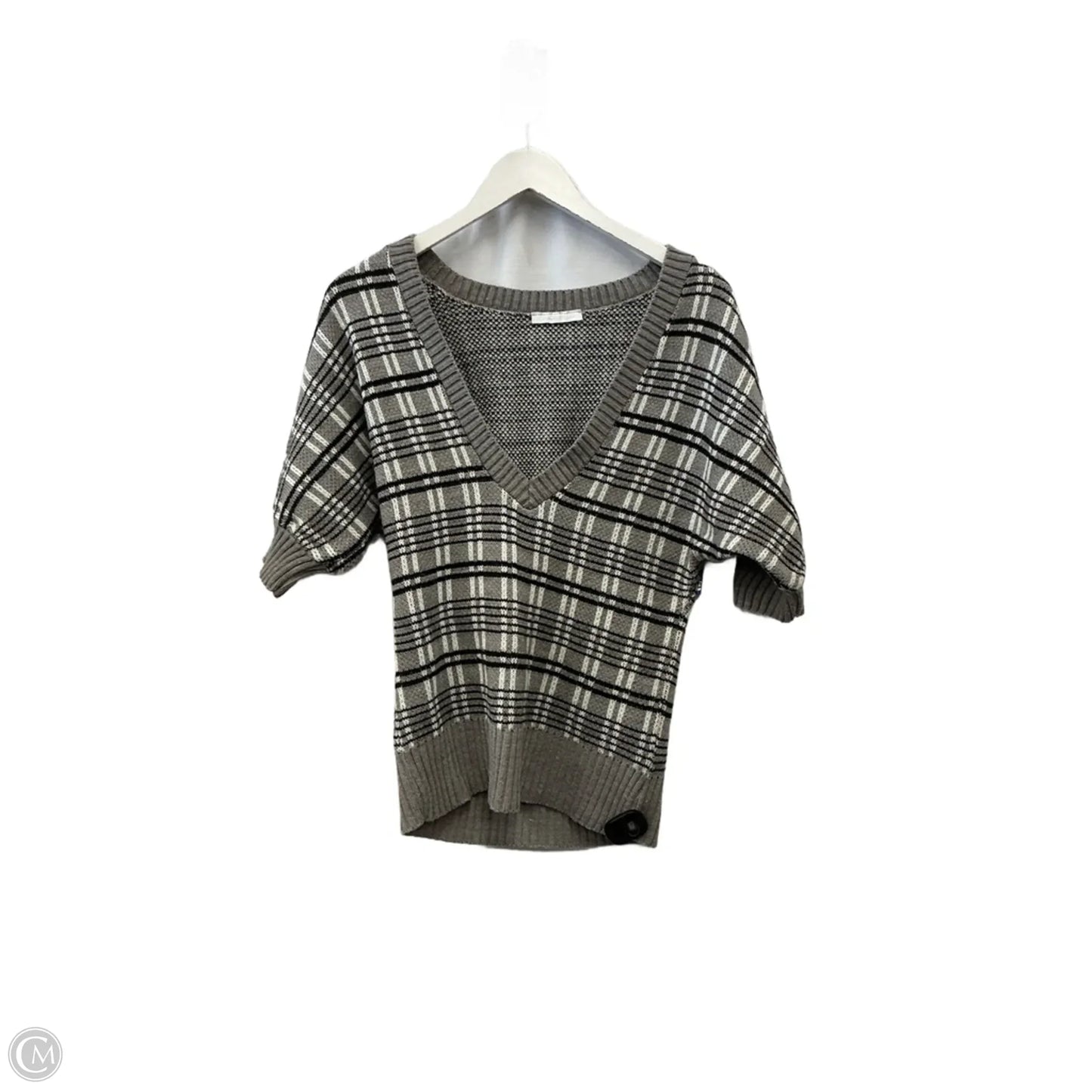 Sweater Short Sleeve By Charlotte Russe In Grey, Size: M