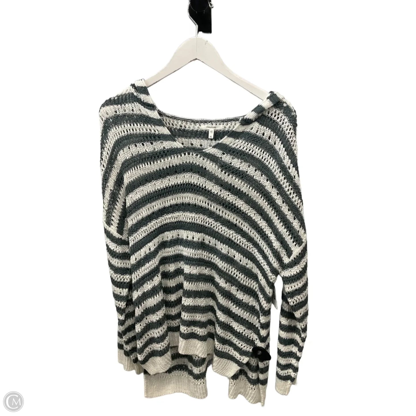Top Long Sleeve By Maurices In Striped Pattern, Size: Xl