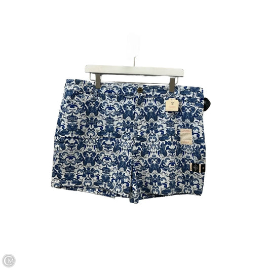 Shorts By St Johns Bay In Paisley Print, Size: 18
