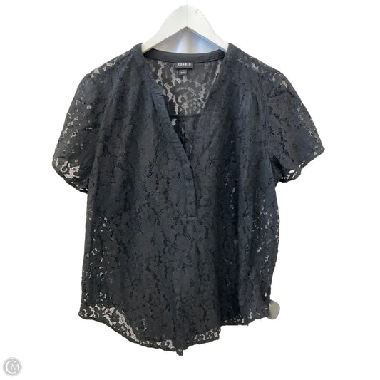 Top Short Sleeve By Torrid In Black, Size: 1x