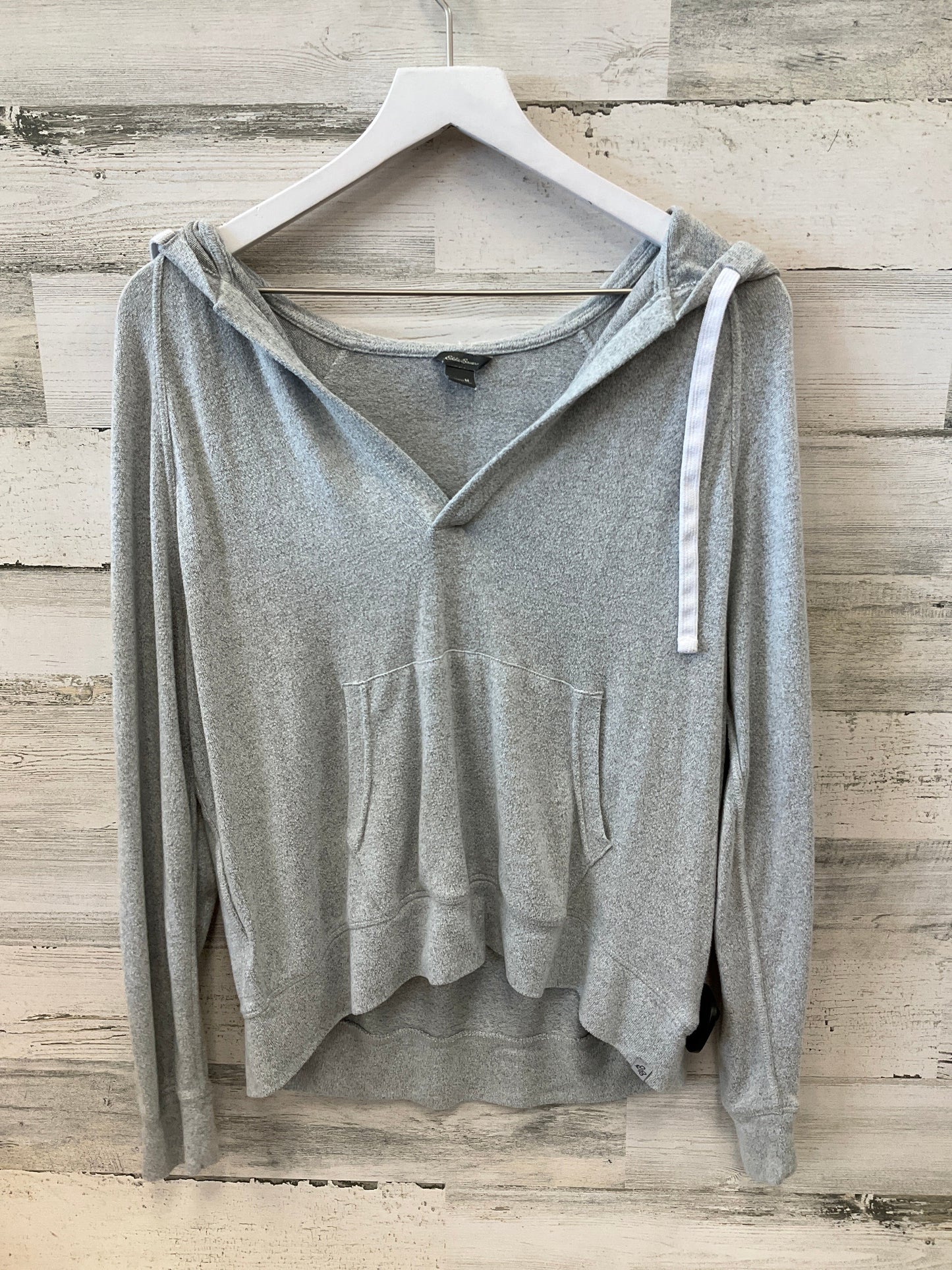 Top Long Sleeve By Eddie Bauer In Grey, Size: M