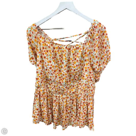 Top Short Sleeve By Torrid In White, Size: 3x