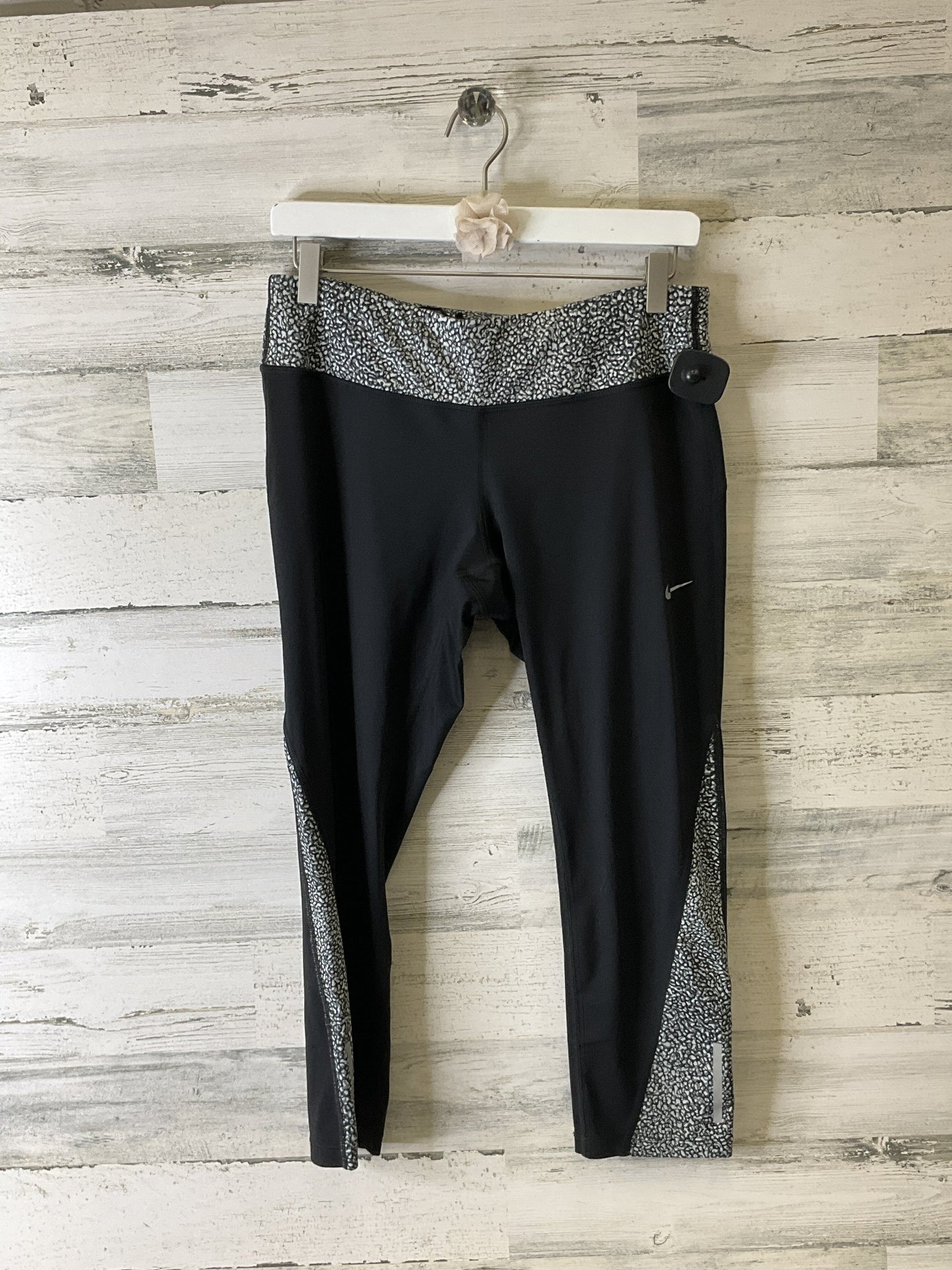 Athletic Capris By Nike  Size: L