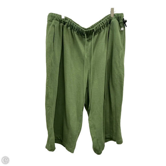 Capris By Livi Active In Green, Size: 3x