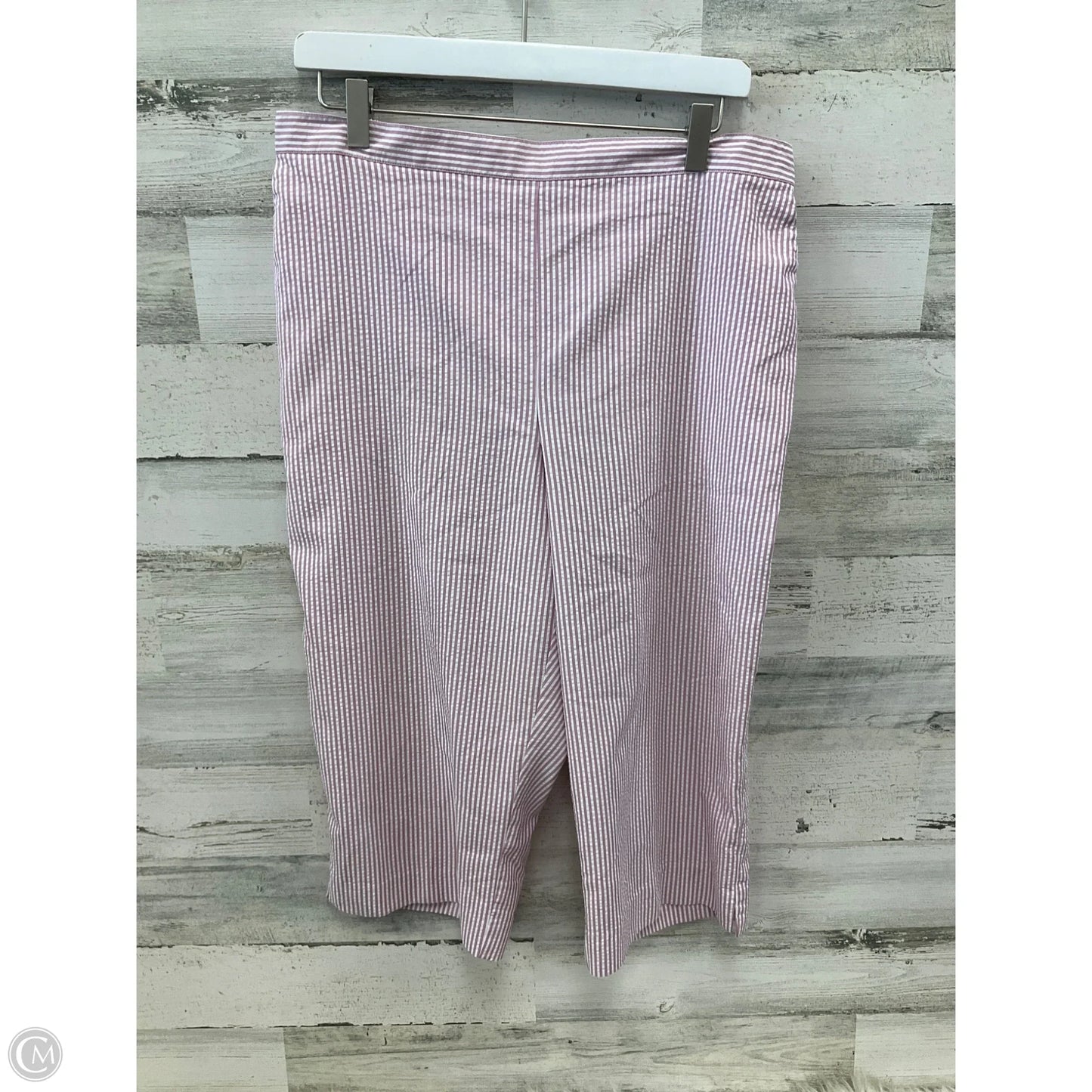 Capris By Alfred Dunner In Pink & White, Size: 14