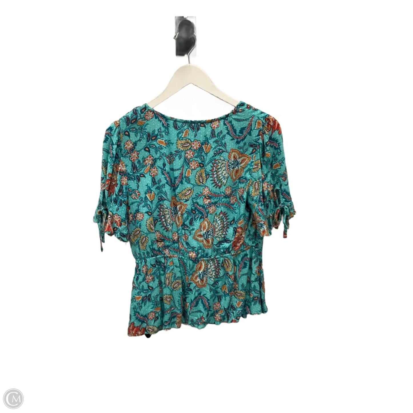 Top Short Sleeve By Maurices In Green, Size: M