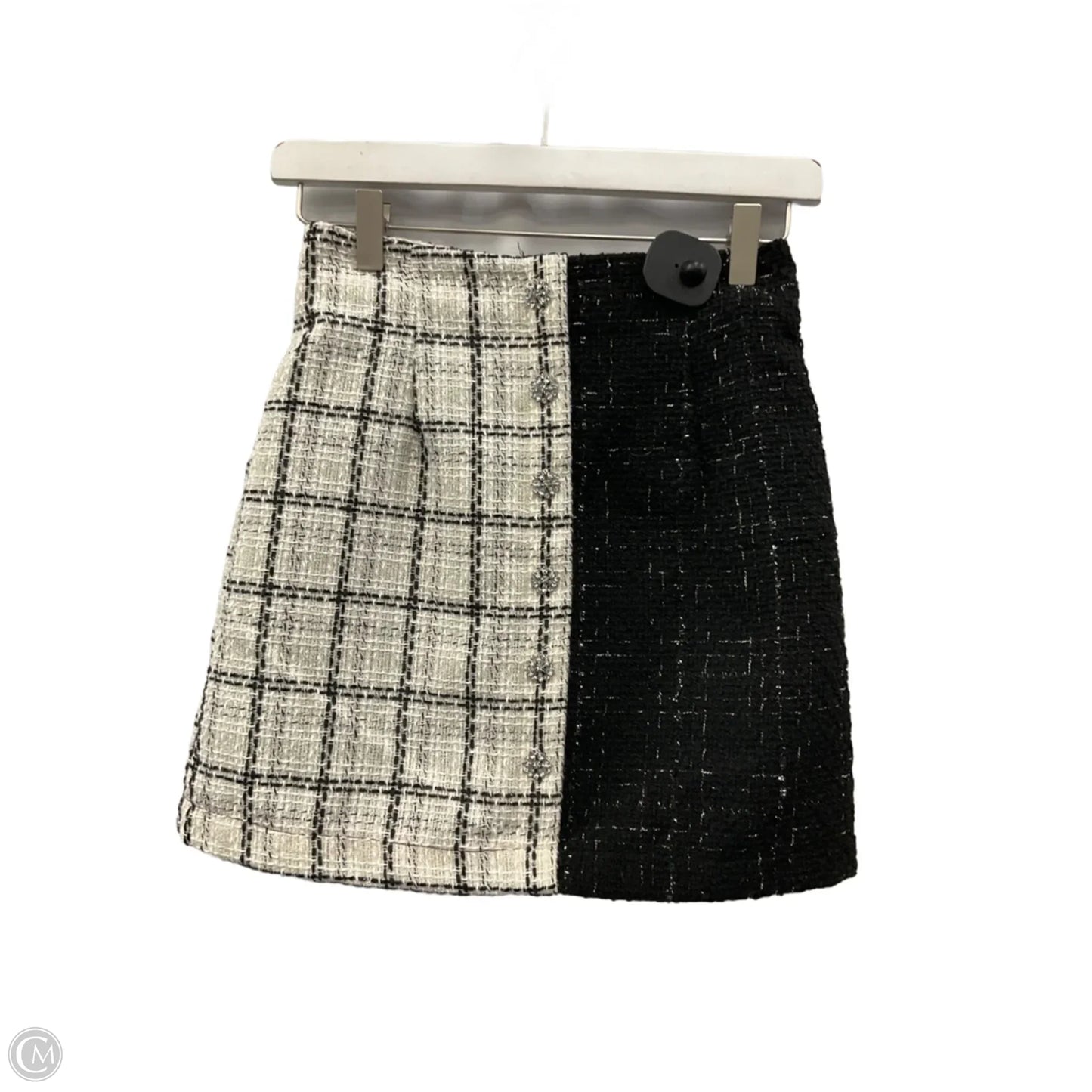 Skirt Mini & Short By Clothes Mentor In Black & White, Size: 0