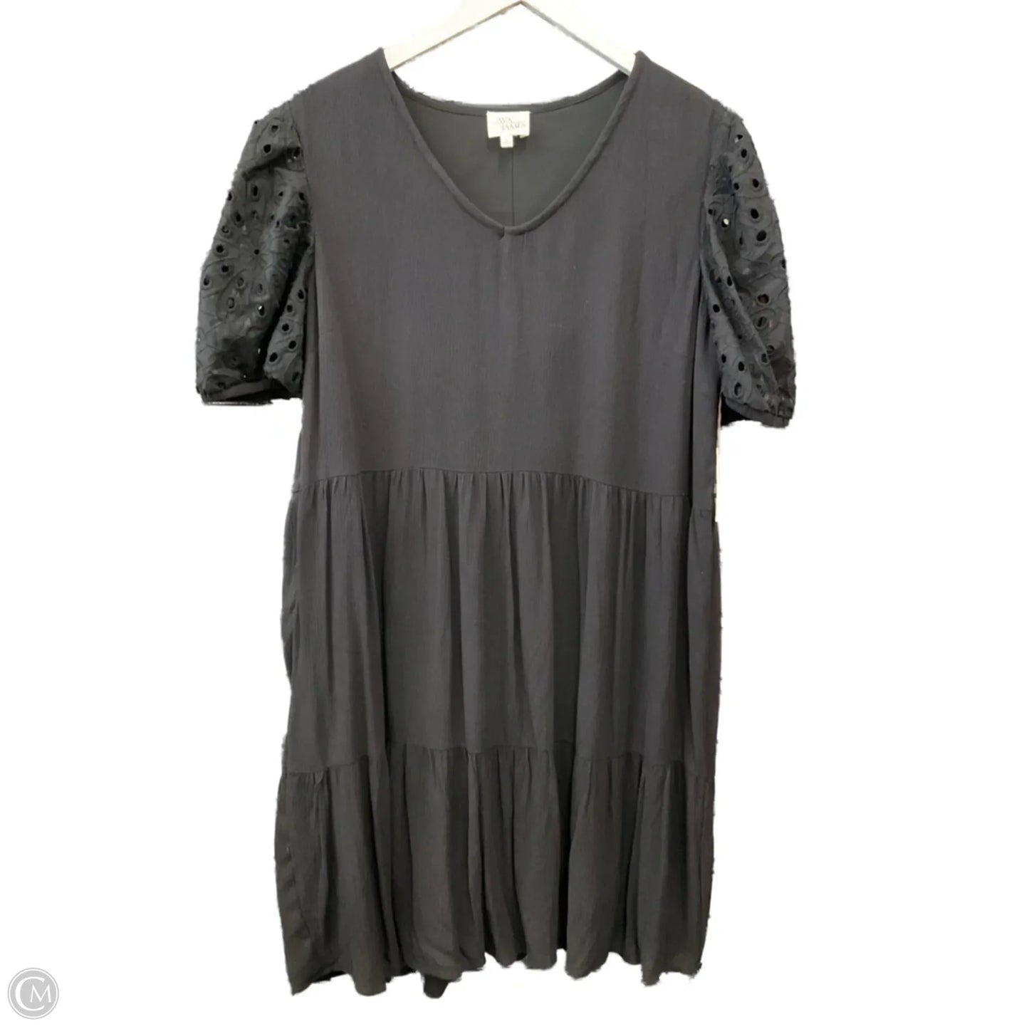 Dress Casual Short By Ava James In Black, Size: L