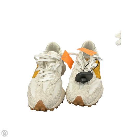 Shoes Sneakers By New Balance In Cream, Size: 7