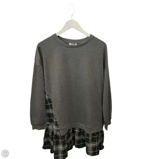 Top Long Sleeve By Zeagoo In Grey, Size: L