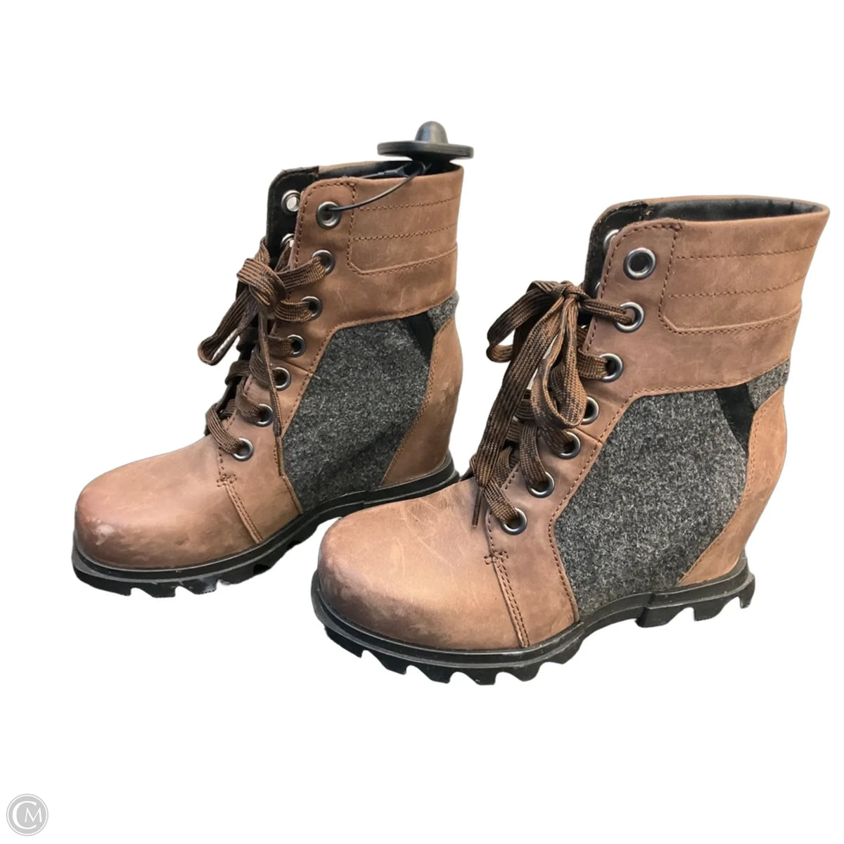 Boots Ankle Flats By Sorel In Brown, Size: 6