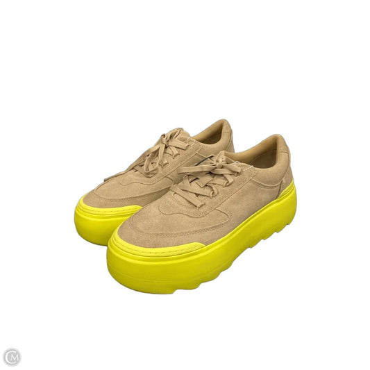 Shoes Designer By Ugg In Tan, Size: 10