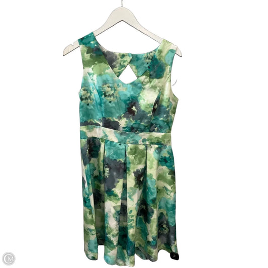 Dress Casual Short By Metaphor In Green, Size: M