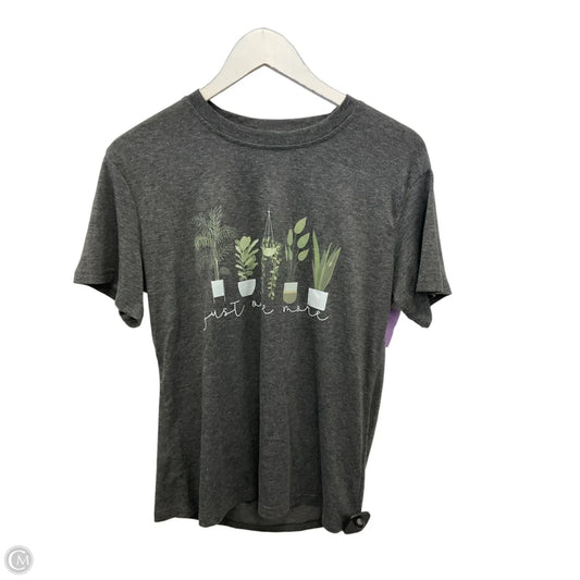 Top Short Sleeve By Clothes Mentor In Grey, Size: S