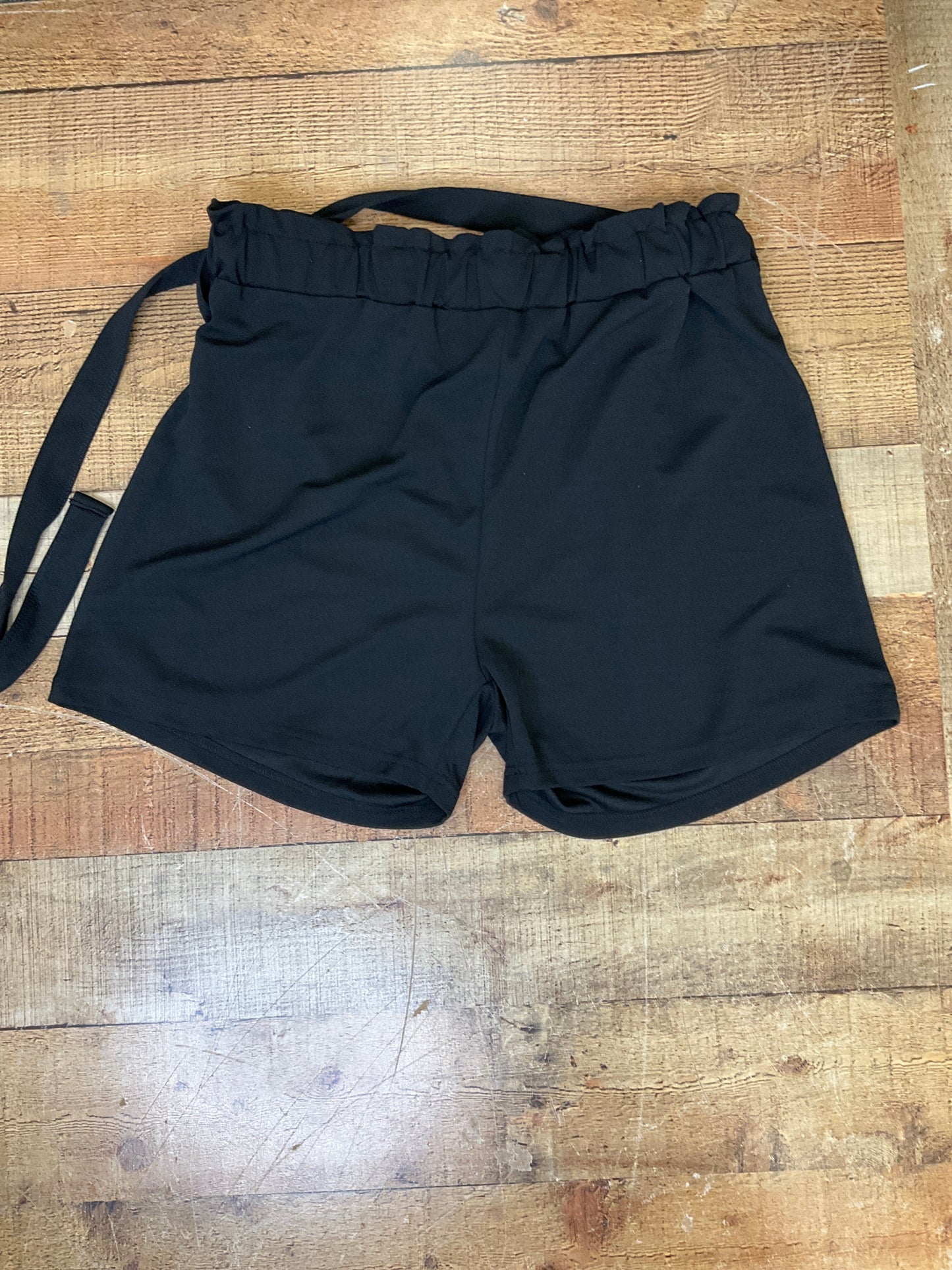 Shorts By Clothes Mentor  Size: 16