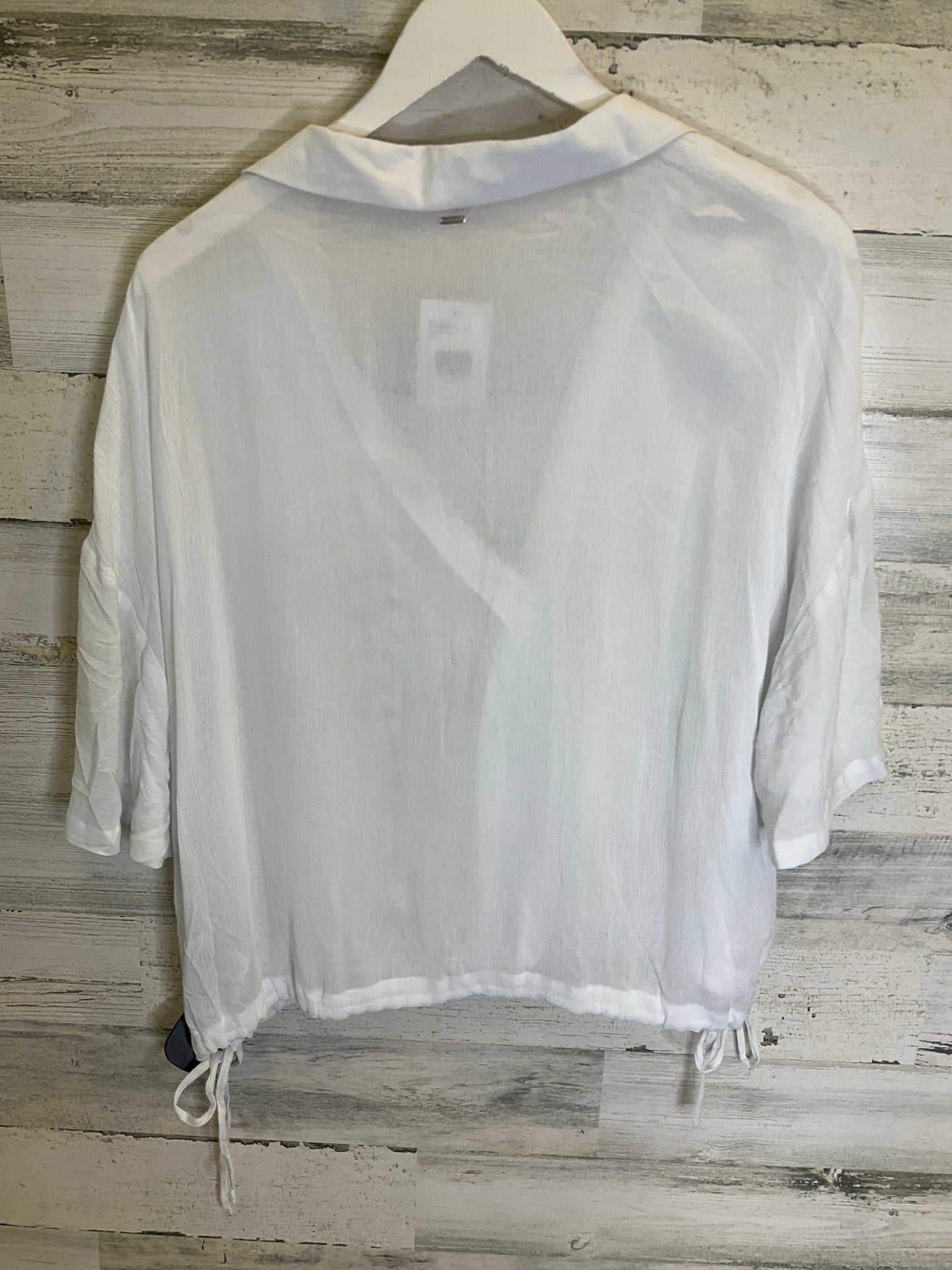 White Top Short Sleeve Guess, Size L