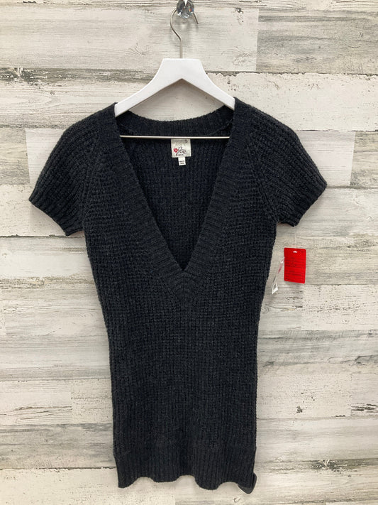 Sweater Short Sleeve By Joie In Grey, Size: S