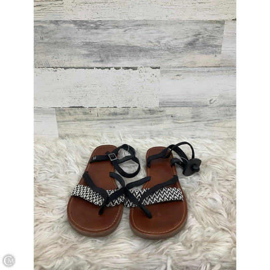 Sandals Flats By Toms In Black & White, Size: 8.5