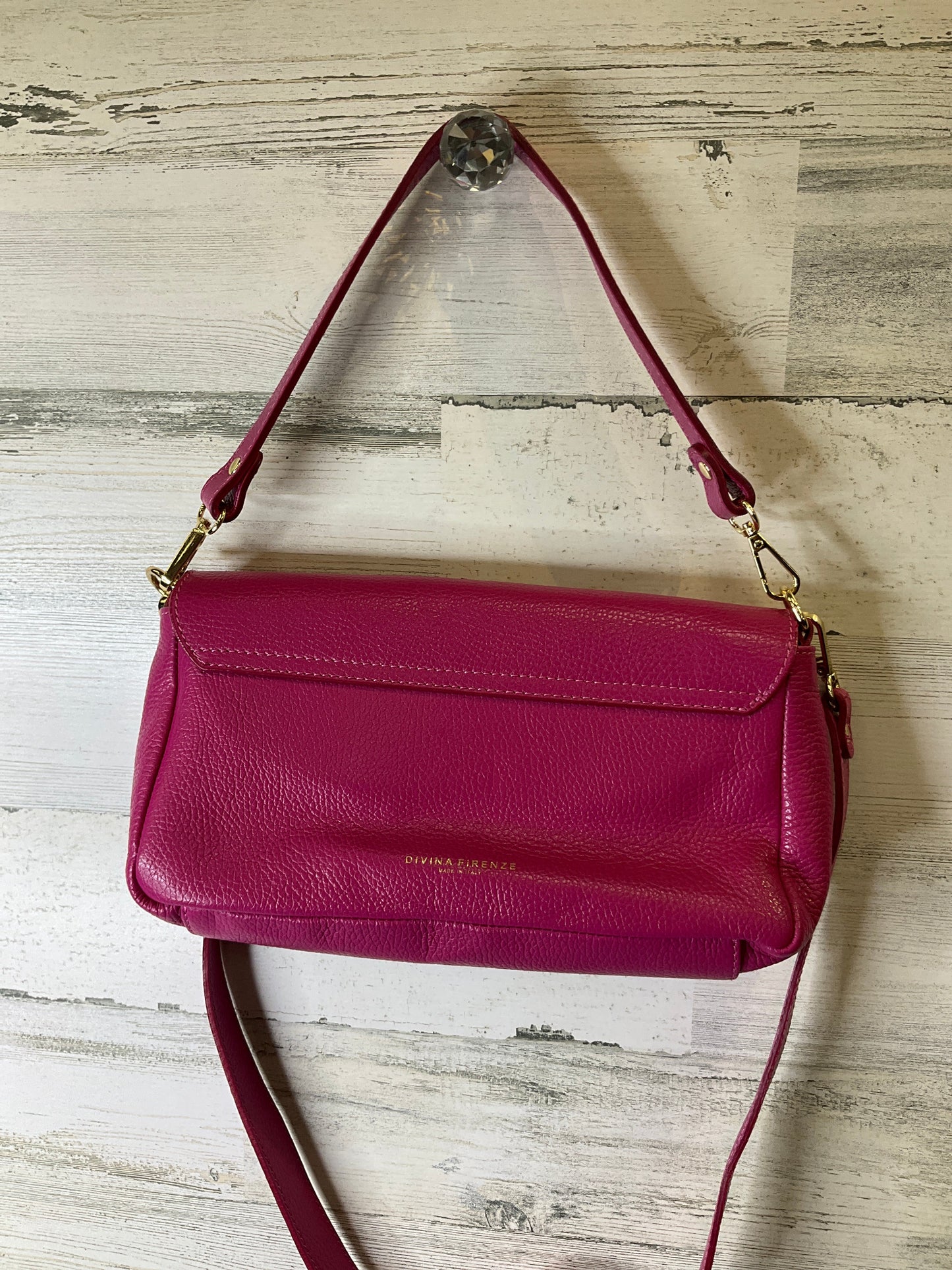 Crossbody Leather By Clothes Mentor  Size: Medium