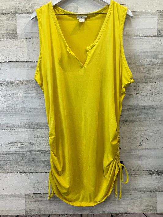 Yellow Top Sleeveless Clothes Mentor, Size 4x