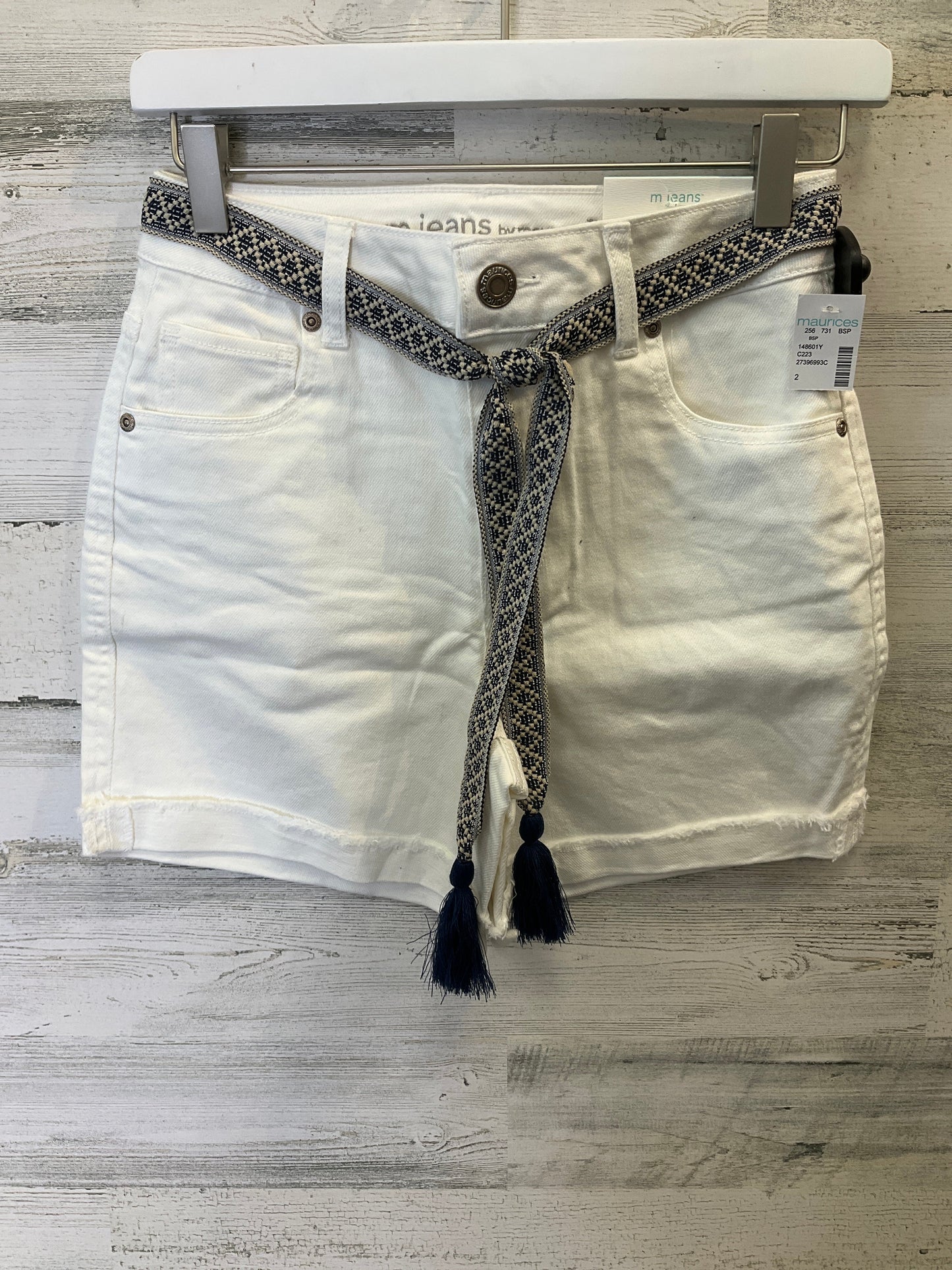 White Shorts Maurices, Size 2