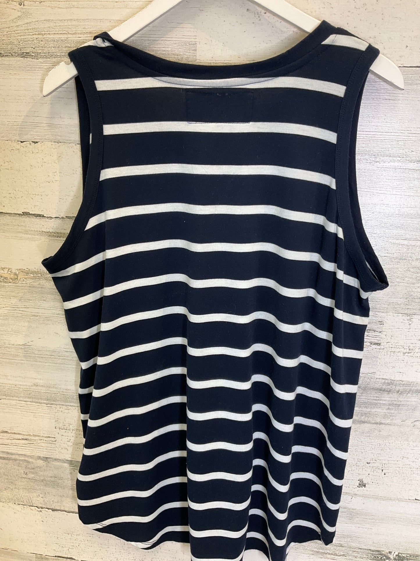 Blue & White Tank Top Clothes Mentor, Size 2x