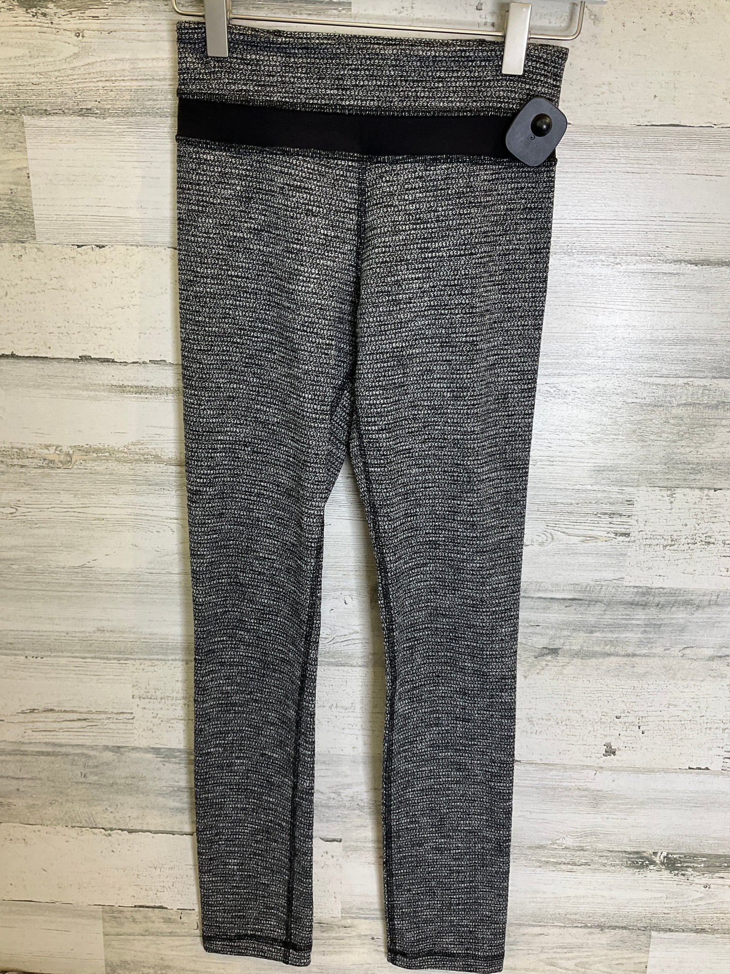 Black & White Athletic Leggings Lululemon, Size 4