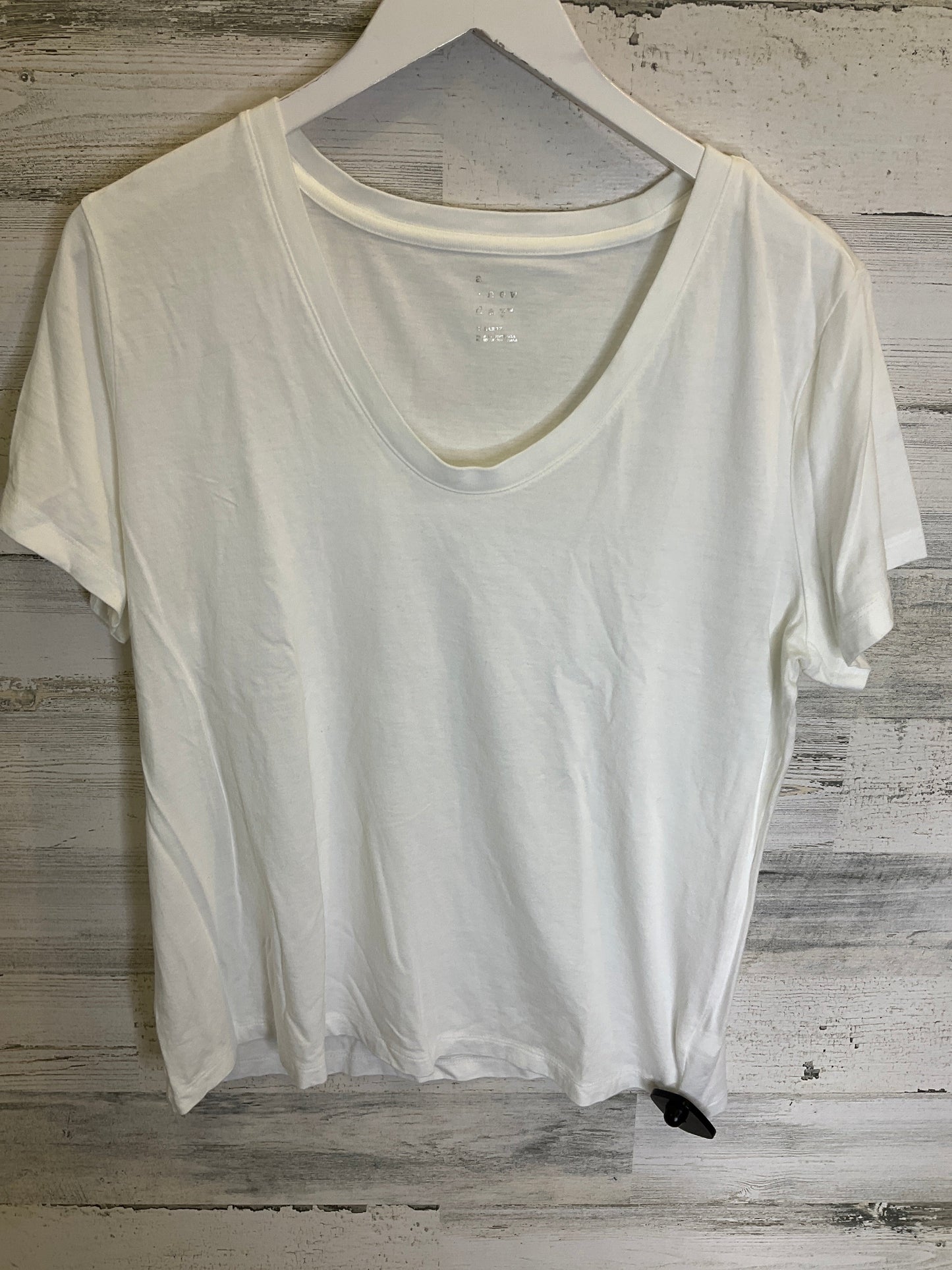 White Top Short Sleeve Basic A New Day, Size Xl