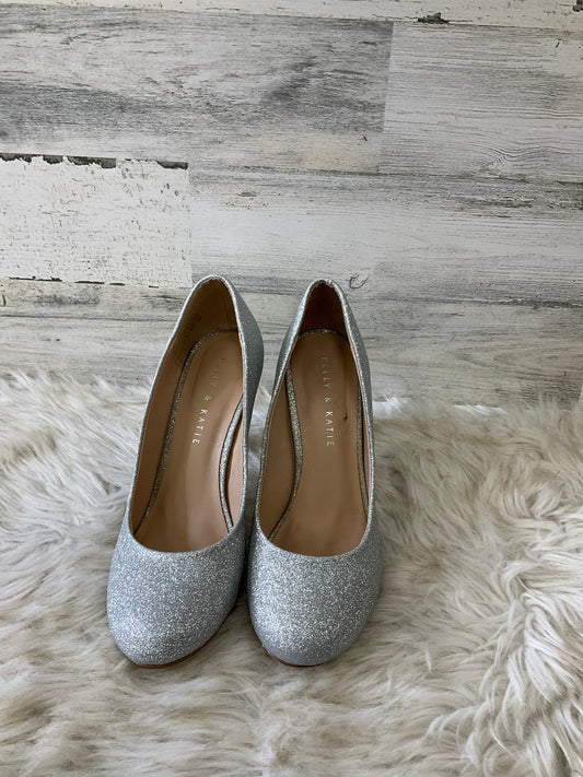 Shoes Heels Stiletto By Kelly And Katie In Silver, Size: 8