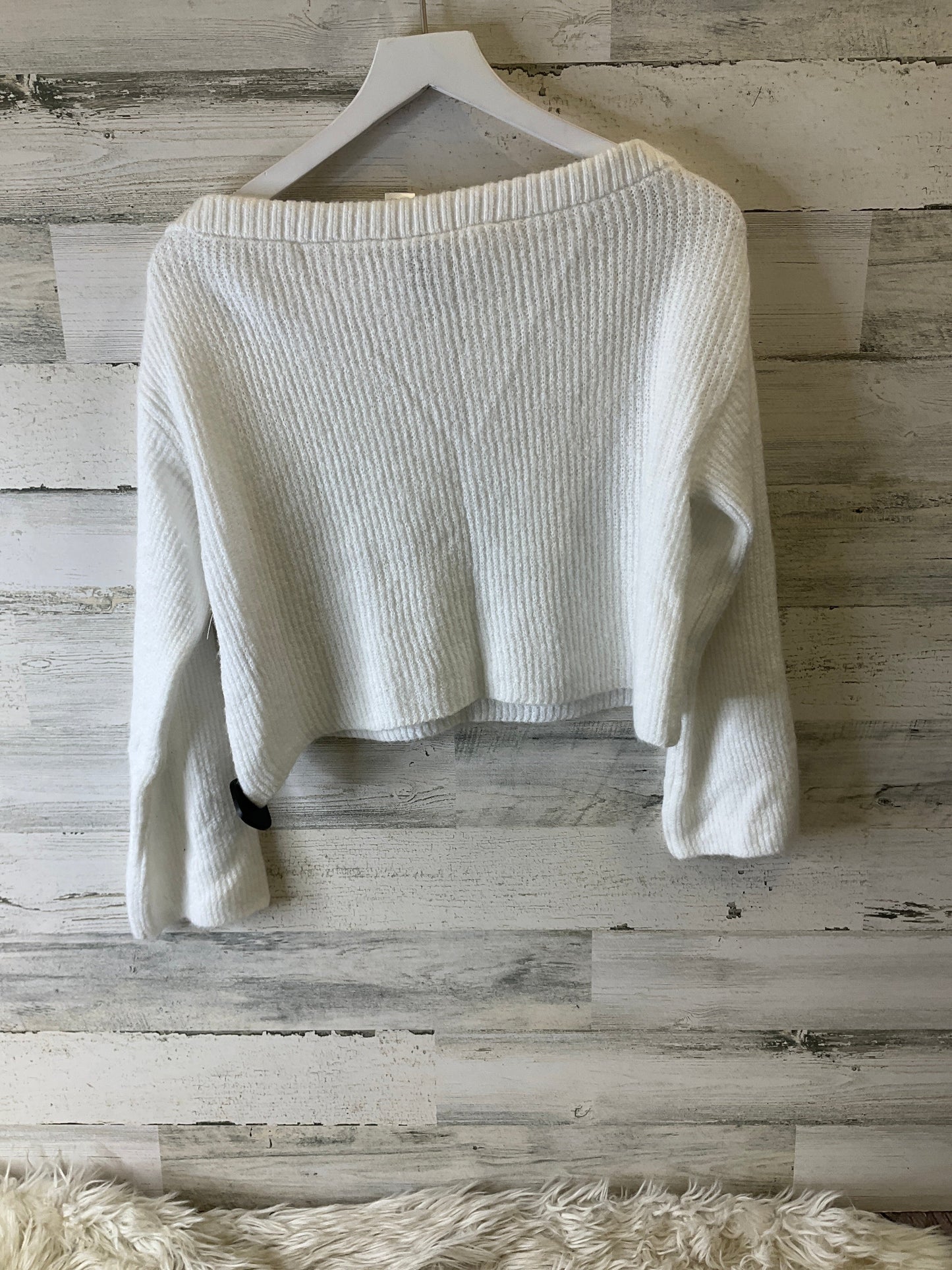 Sweater By Divided In White, Size: S