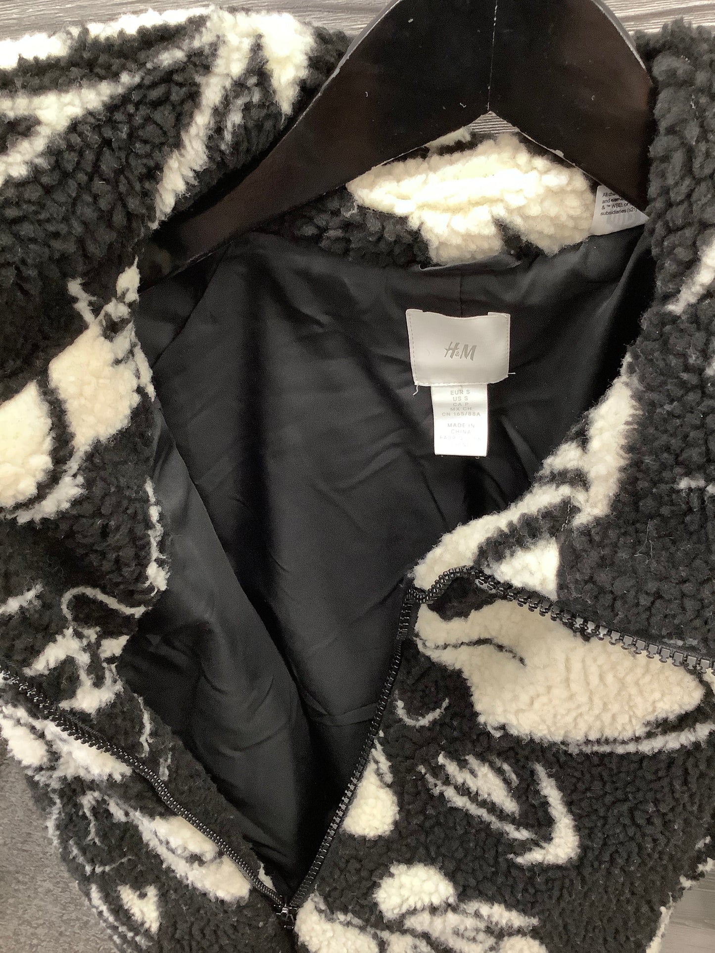 Jacket Fleece By H&m In Black & White, Size: S