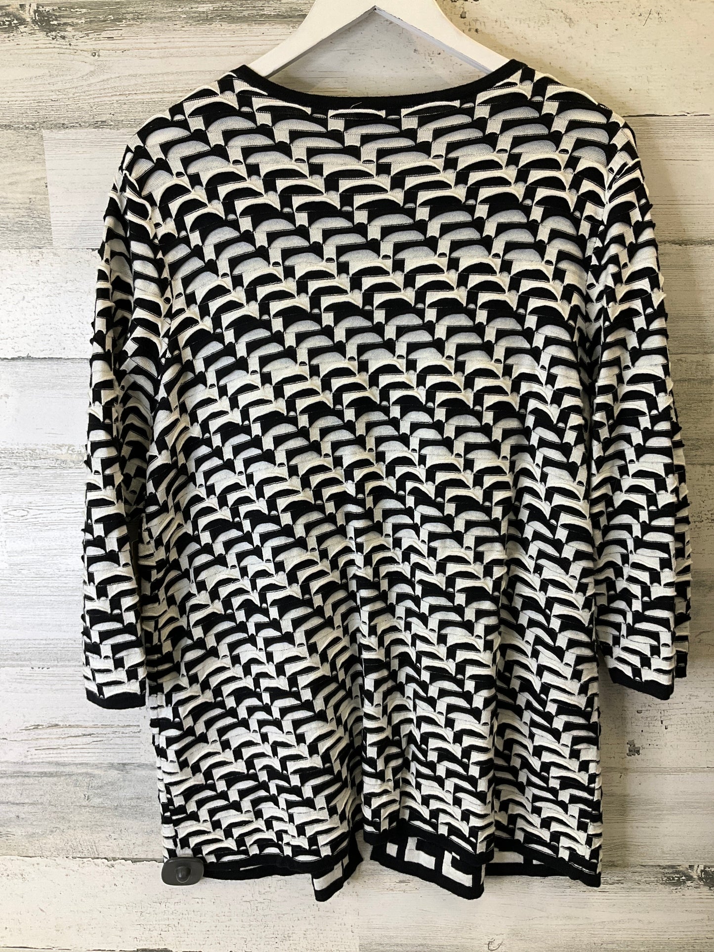 Cardigan By Chicos In Black & White, Size: Xl