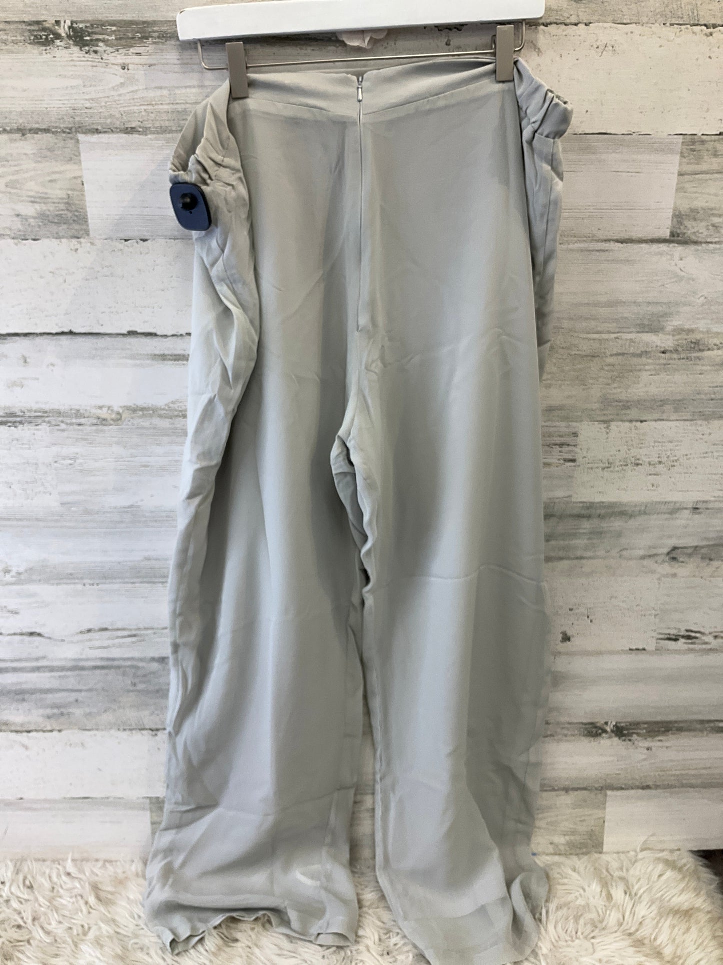 Pants Suit 2pc By Clothes Mentor In Silver, Size: 1x