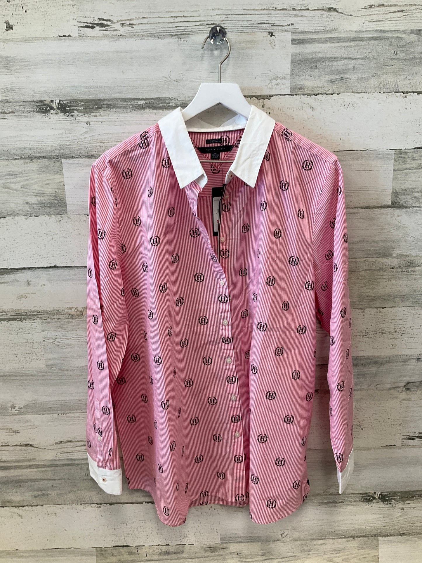 Top Long Sleeve By Tommy Hilfiger In Pink, Size: Xxl