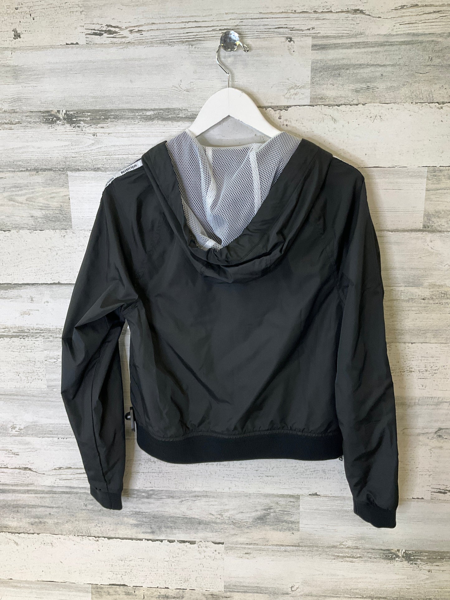 Athletic Top Long Sleeve Hoodie By Hollister In Black, Size: S