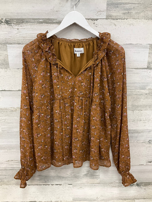 Top Long Sleeve By Cmb In Brown, Size: M