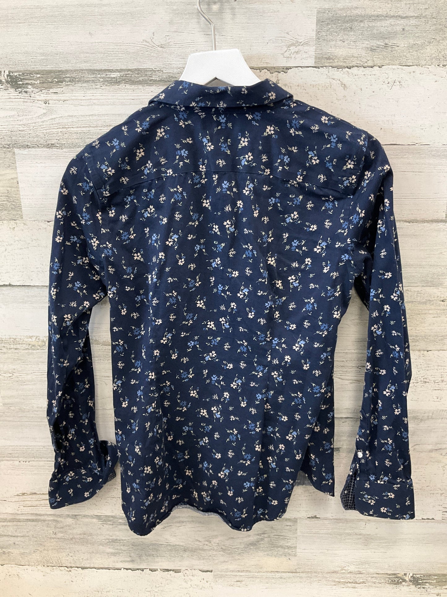 Top Long Sleeve By Chaps In Blue & Cream, Size: M