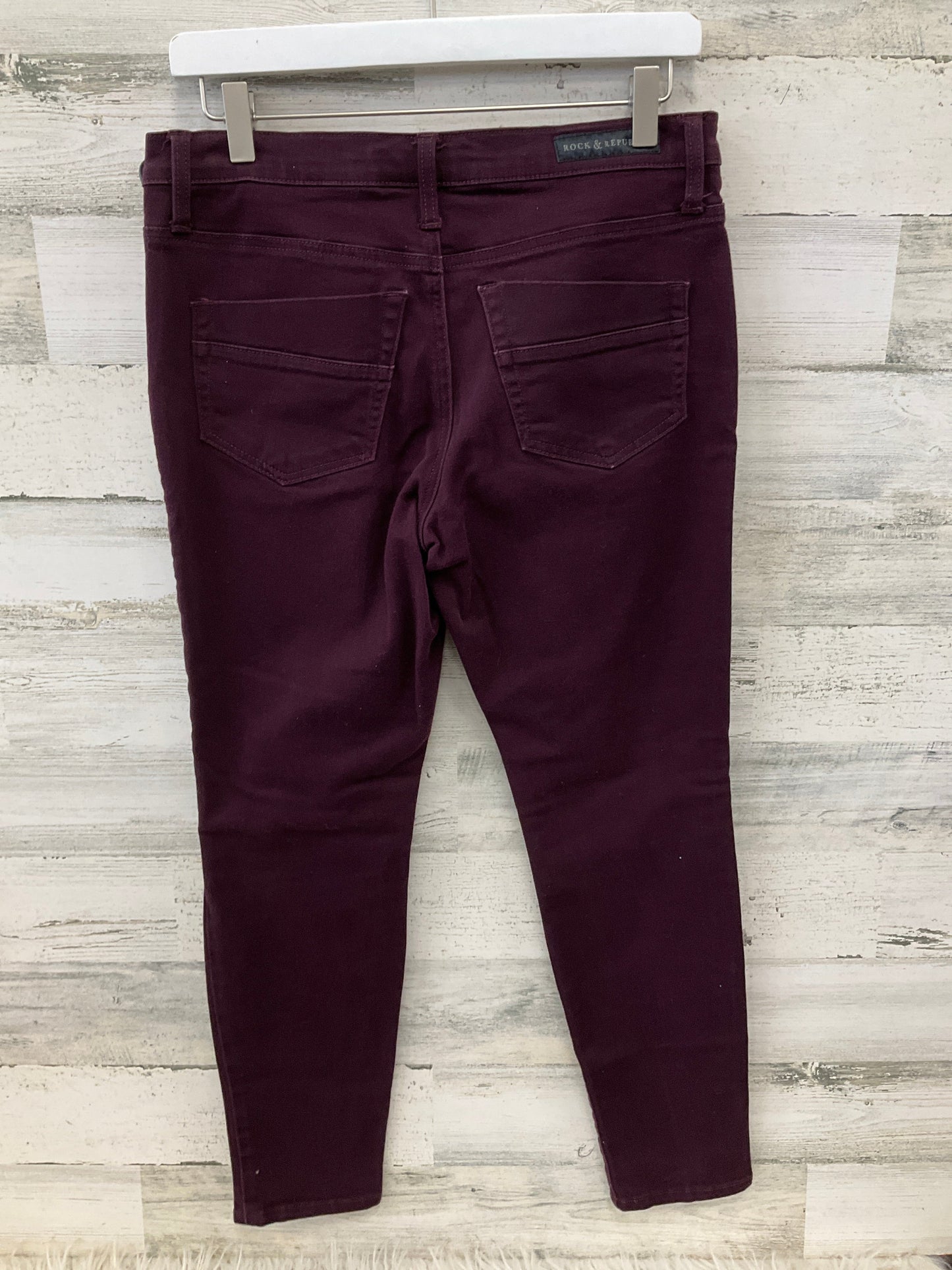 Jeans Skinny By Rock And Republic In Maroon, Size: 10