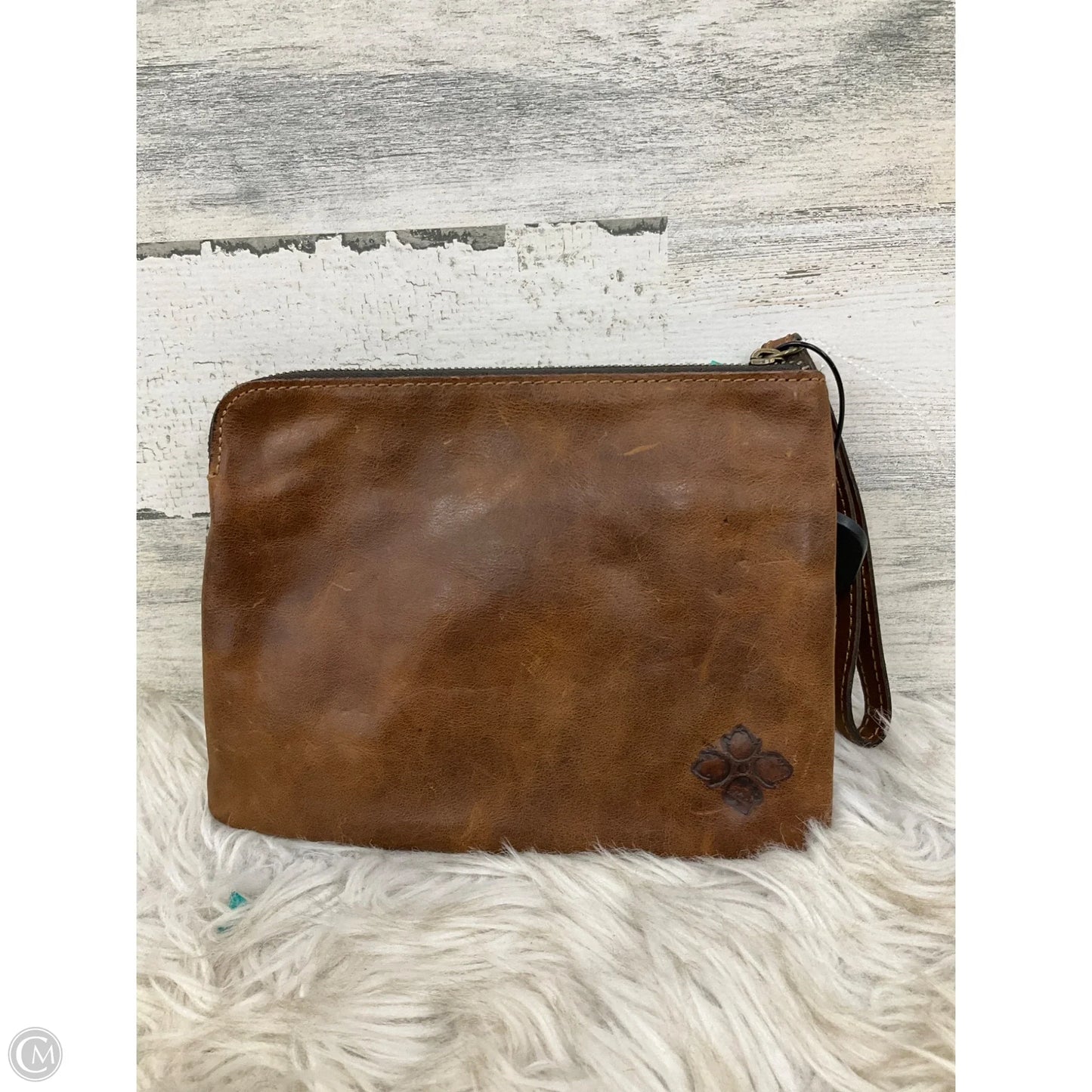 Wristlet Designer By Patricia Nash, Size: Medium