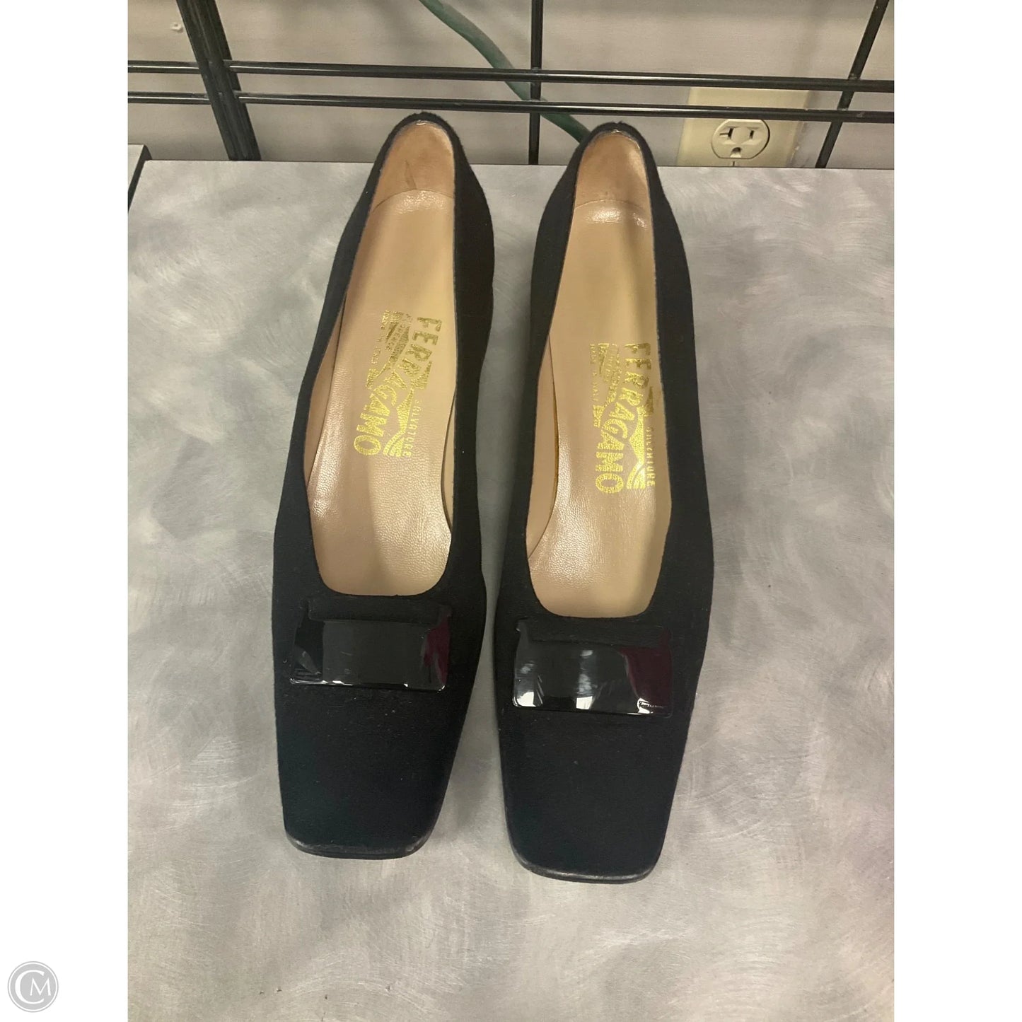 Shoes Designer By Ferragamo In Black, Size: 7.5