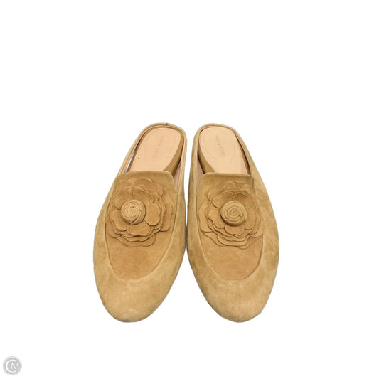 Shoes Flats By Taryn Rose In Tan, Size: 11