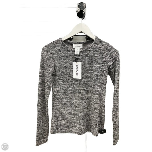 Top Long Sleeve Basic By For The Republic In Grey, Size: Xs