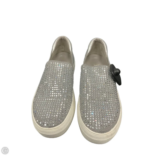 Shoes Flats By Steve Madden In Silver, Size: 7