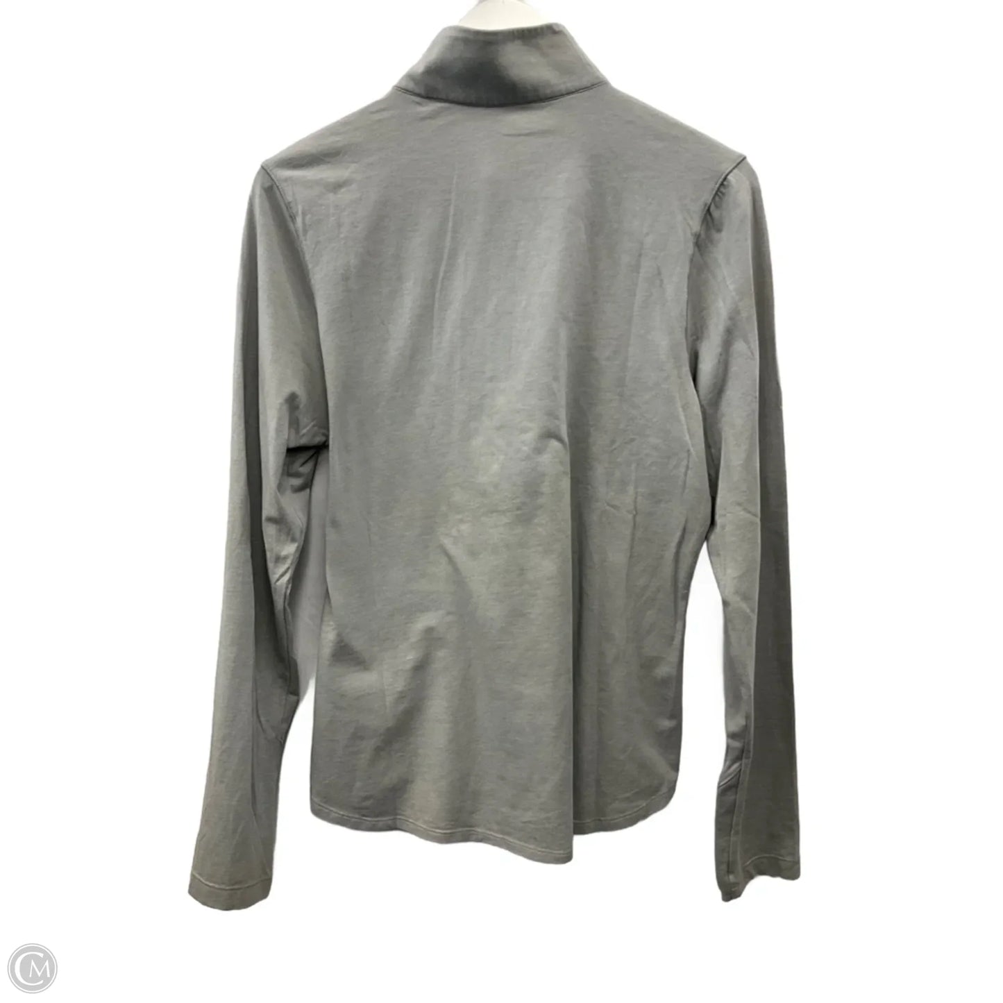 Athletic Top Long Sleeve Collar By Under Armour In Grey, Size: L