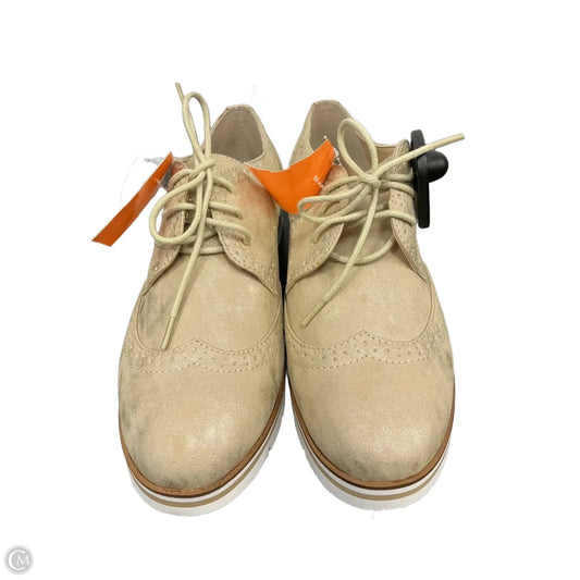 Shoes Flats By White Mountain In Gold, Size: 8