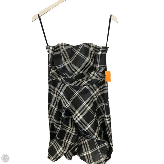 Dress Casual Short By White House Black Market In Black & Grey, Size: S