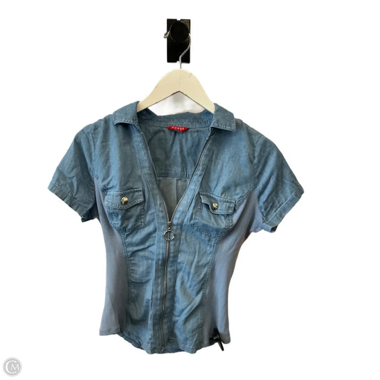 Top Short Sleeve By Guess In Blue Denim, Size: S