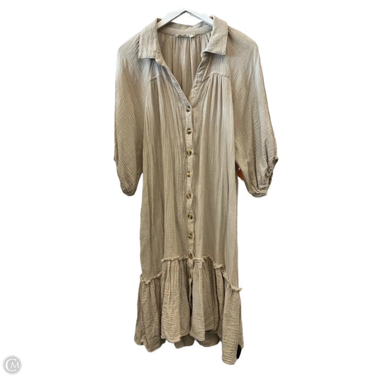 Dress Casual Short By Clothes Mentor In Beige, Size: L