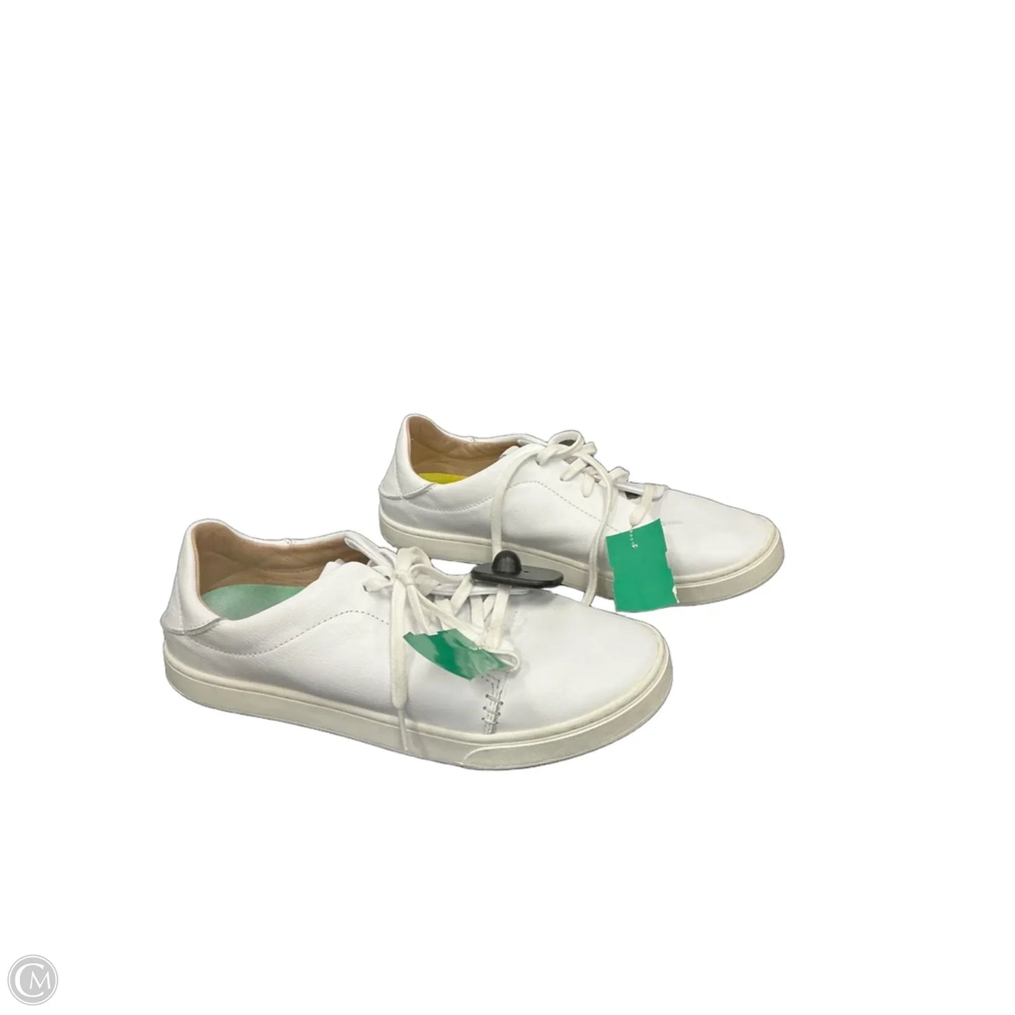 Shoes Sneakers By Olukai In White, Size: 9.5