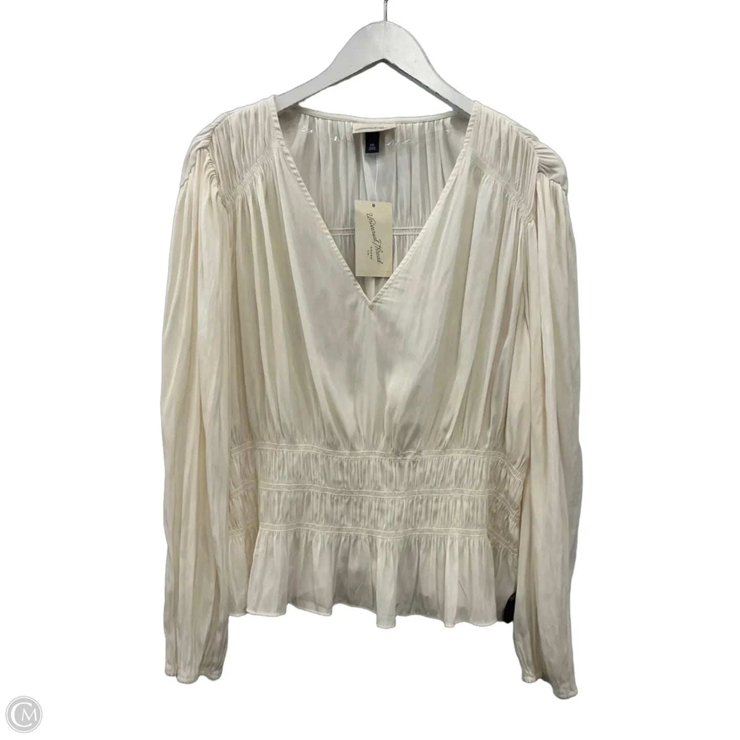 Top Long Sleeve By Universal Thread In Cream, Size: Xxl